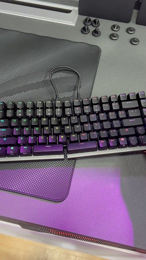 ROG 發表全新 Falcata 分離式電競鍵盤，甚至還可以讓左半邊單獨運作｜#COMPUTEX #華碩 #ASUS #ROG #鍵盤 #分離式鍵盤 #電競鍵盤 #T報新聞 #t客邦 | T客邦的臉書基地