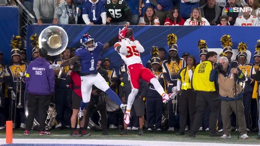 Jaylen Watson INTERCEPTS Russell Wilson Deep Pass in End Zone | Chiefs vs. Giants