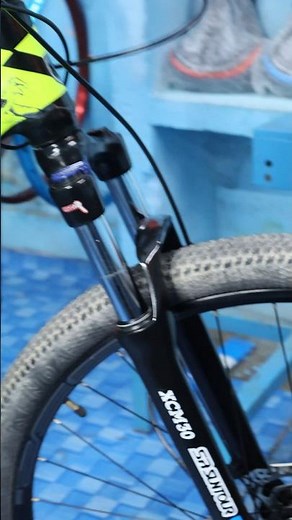 SR Suntour XCM 30 Stunt Cycle Suspension Fork Installation Video #cycle #mtb #stunt #patna #bihar