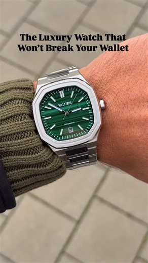 Pavlos Georgiadis on Instagram: "Experience a new level of accessible luxury with the @valusisofficial Volt Malachite Automatic. Its deep green malachite-inspired dial, crafted with precision details, gives this timepiece a bold and sophisticated presence from every angle. Powered by an automatic movement and framed in a polished case, it delivers the performance, weight, and feel of a true luxury watch—without the luxury price tag. This is elegance designed for everyday wear, and crafted for th
