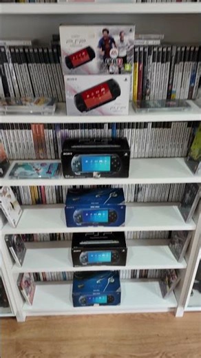 This is a complete PSP FULL SET