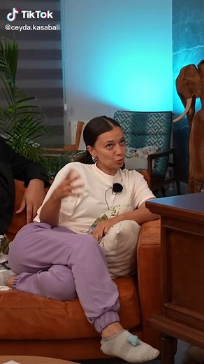 Ceyda Kasabalı: Anlık Röportaj ve Kişisel Hikayesi