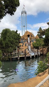 When was the last time you took the plunge? #TimberMountainLogRide #Knotts | Knott's Berry Farm