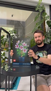 Hibiscus, but it’s new LEGO set! 🌸 The Hibiscus set #10372, will be released August 1st, 2025, includes 660 pieces and retails for 69.99 USD / 69.99 EUR / 299.99 PLN What I like: - Includes five large flowers, four buds, and two tiny ones – it looks lush and full right out of the box. - The dark blue pot adds contrast and makes the pink/lavender tones pop – very elegant on display. - It’s customizable – you can easily change stem height or angles. I bent the stems to fit my shelf better (they w
