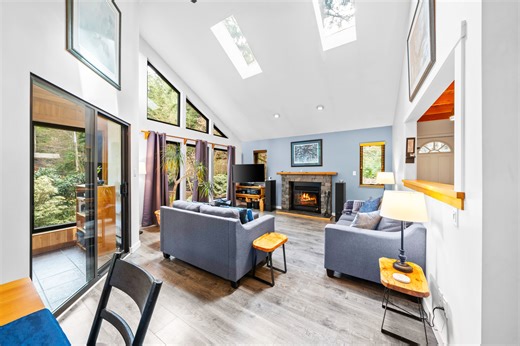 576 Cowan Road, Bowen Island