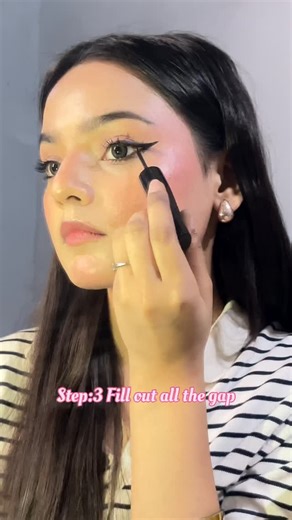 Mahak | Winged liner for hooded eyes—sharp, lifted, and crease-proof. 🖤 { wing eyeliner for hooded eyes hooded eyes eyeliner tutorial winged... | Instagram