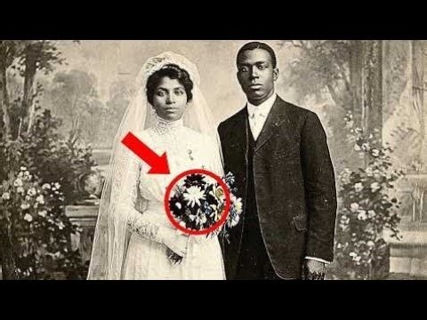 “It Was Just a Wedding Photo — Until the Bride’s Flowers Revealed a Secret”