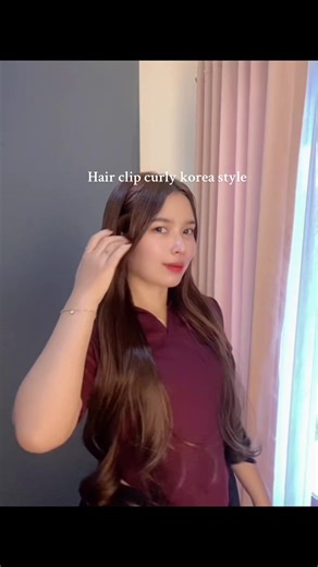 Korean Style Curly Hair Clips: Trendy Accessories