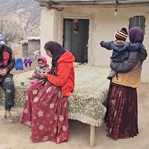 Can the second wife take the car key from the operator. | Dover DR