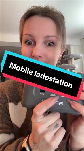 Mobile Power Station for On-the-Go Charging Solutions