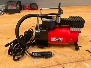 Mini kompresor Ultimate speed iz Lidla