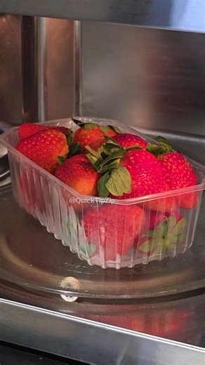 Quick TipZip on Instagram: "I Put Strawberries in the Microwave… 5-Minute Strawberry Jam! No more standing by the stove for hours. This fresh, thick strawberry jam takes just 5 minutes in the microwave— tastes better than store-bought, with no preservatives. ✅ 5-Min Microwave Strawberry Jam 100g strawberries 50g sugar a splash of lemon juice Add everything to a large microwave-safe bowl and mash a bit Microwave 3 minutes Stir once, then microwave 2 more minutes Cool completely, then refrigerate