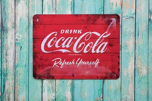 Vad är skillnaden mellan slogan, tagline och payoff?