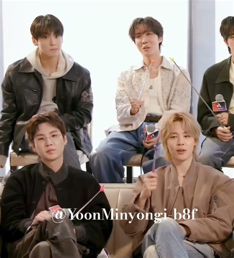 yoonmin#Jimin is surprised when Suga says "Jimin"What is Jimin doing with the pointing stick?😂