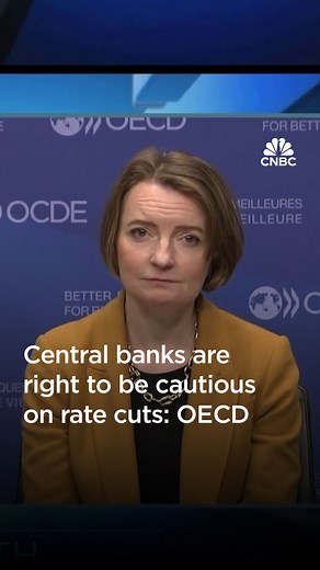 2K views · 6 comments | Are central banks doing the right thing by being cautious? Clare Lombardelli, chief economist at the Organisation for Economic Co-operation and Development, discusses why central banks are right “to keep a restrictive stance” on rate cuts. | CNBC International | Facebook