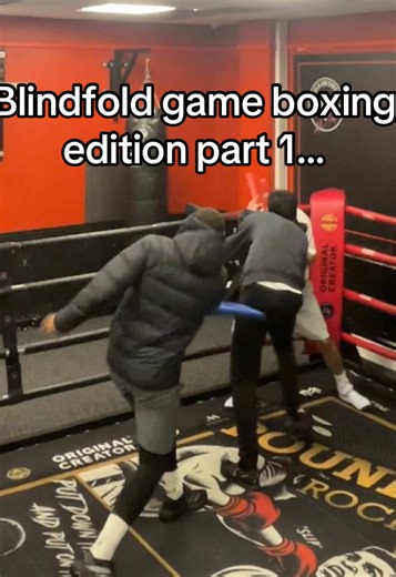 Blindfold Boxing Game: Hilarious Moments in Part 1