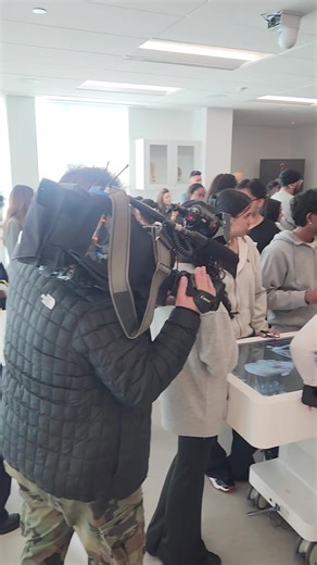 Virtual anatomy lab dissection #TMU #schoolofmedicine #Brampton #PDSB students visit the school of medicine