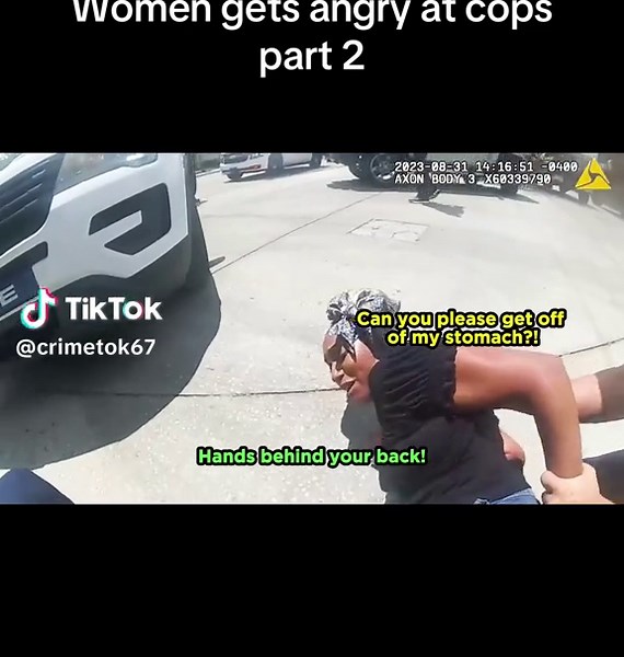 Women gets angry at cops part 2 #fyp #crime #trendi #crimetok #foryoupagee