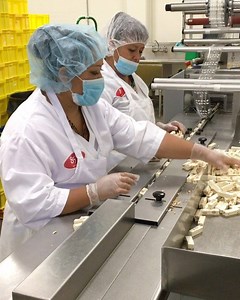 10K views · 203 reactions | The birth of 85°C Nougat Candy  | 85C Bakery Cafe | Facebook