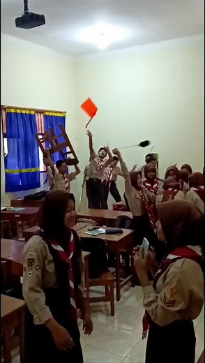 damai dan tidak rusuh ib:@xtwosirens_smandel #fyp #smpn2baturetno #xyzbcafypシ #foryourpage