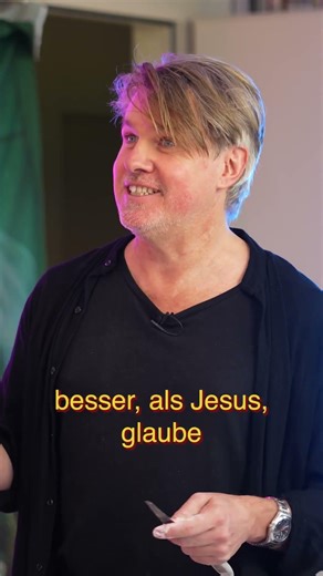 Darf man Kunst in der Kirche anfassen? #shorts