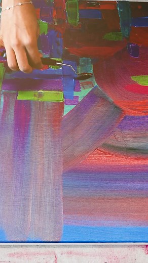 These metallic acrylics pack a hit of shimmer that moves with your ideas. Make it messy. Make it real. Make it Liquitex Basics. | Liquitex Artist Materials