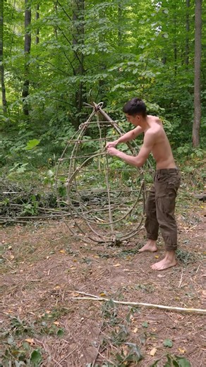 ¡Increíble bolso de calcetines viejos que puedes hacer en casa! 🧦 #camping #diy #shelter #fyp #outdoors