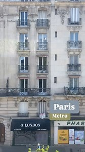 From the metro, line 6, between Motte Piquet Grenelle and Dupleix metro stops This line leads to the Eiffel Tower. Part of this line is aerial #AJIP #Paris #cityoflights #Metro #Parismetro #line6 #annejeanneinparis | Anne Jeanne in Paris