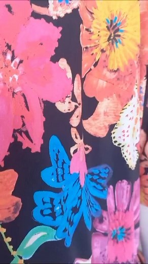 Saída de praia estilo camisão e biquíni na estampa inspiração “Dolce & Gabbana” montamos o seu look completo em linh praia para você arrasar neste verão, enviamos para todo o Brasil 🇧🇷 💳 Parcelamos em até 6x sem juros no cartão de crédito e crediloja 🛵 Entrega grátis acima de 199,90 para Florianópolis (á consultar) _ _ _ _ _ _ _ _ _ _ _ _ _ _ _ _ _ _ 📍Rua Jerônimo Coelho 102, Centro Florianópolis 📍Rua Felipe Schimidt 413 Galeria Jaqueline- Centro Florianópolis 📍Avenida Lédio João Martins 