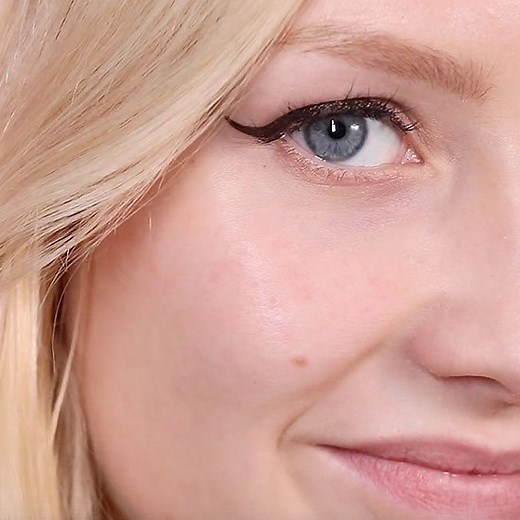 How to Perfect Your Cat Eye with a Stencil - L'Oréal Paris