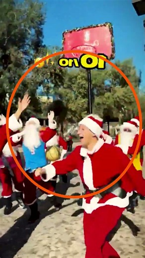 Santas Play Basketball… Then Surprise Players With a PS5 🎁😱#lakersnewstoday#nba#lakernews#lakersnews