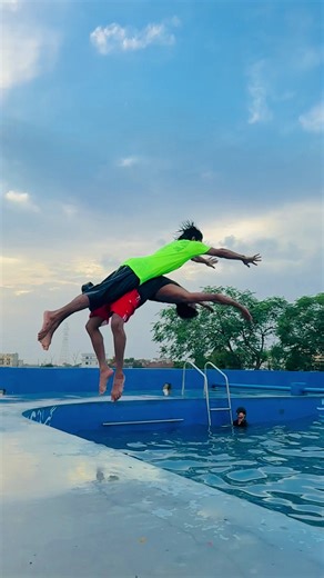 OMG! Pool Flip & Freeze Challenge? 😱💦
