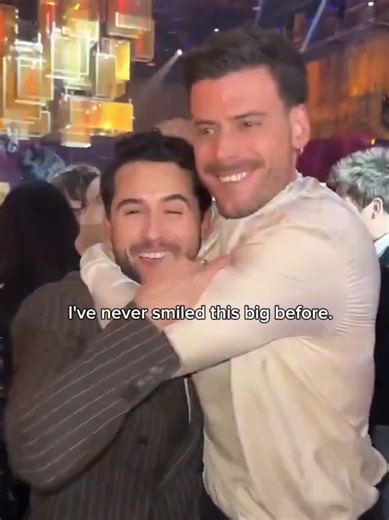 I'M SO HAPPY FOR THEM 🥹 Francois Arnaud, Robbie G.K and Nadine Bhabha ❤️ #scotthunter #heatedrivalry #kipgrady #gamechanger #robbiegk