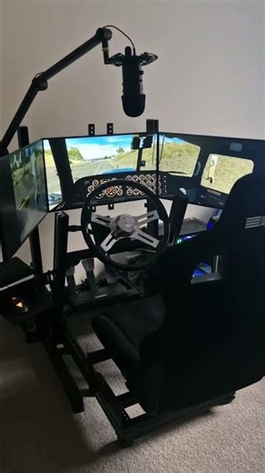 Triple Monitor Sim Setup!