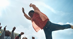 Sony Pictures Classics, Stage 6 Set Release Date & Trailer For Minhal Baig Drama ‘We Grown Now’