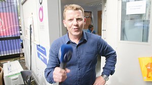 463K views · 10K reactions | Ever wondered how an ICC Cricket World Cup match is broadcast to hundreds of millions of fans across the world? Let Niall O'Brien take you behind the scenes at The Oval  | ICC - International Cricket Council | Facebook