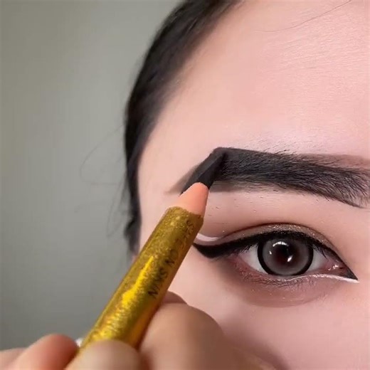 Perfect Eyebrow Drawing Tutorial ✨ Easy Step-by-Step Guide for Beginners | How to Draw Natural Brows