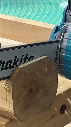 Cutting a wood block neatly for clean and precise results