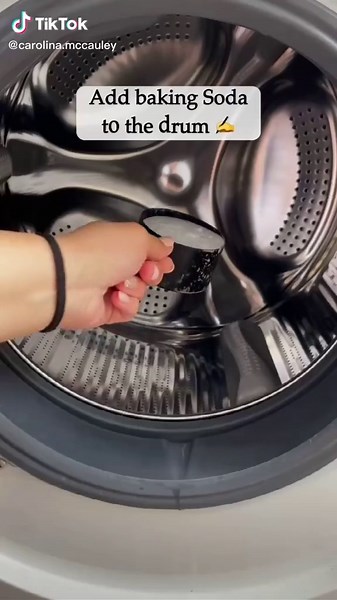 How to Get the Perfect Wash Every Time with Baking Soda | Laundry Tips