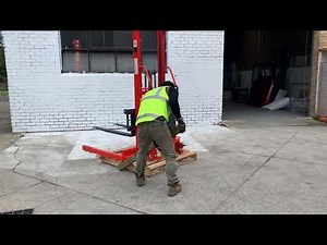 How to load off the Straddle-Leg walkie stacker from pallet