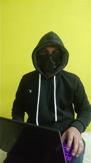 Python Variables Explained in 20 Seconds 🔥 #shorts #coding #dataanlysis #dataanalyst #programming