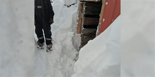 Dozens of families stranded in Denali Borough after heavy snow