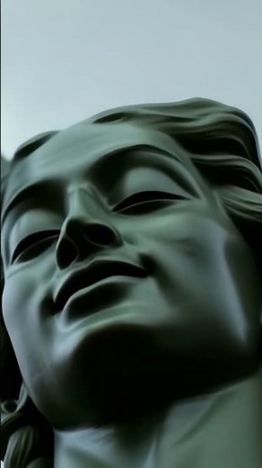 Polskie kobiety są najpiękniejsze - nawet te na pomnikach! Ai ożywia pomniki - nowy film na kanale!