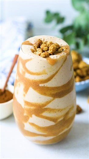 Caramel Date Chaga Shake Comment SHAKE to receive link to this recipe and more This shake tastes incredible and is visually so fun and appetizing. This is a great smoothie to make for your children, friends, or family, or enjoy it as a beautiful, healthy shake for yourself. This shake can be made fat-free with water or coconut water, or choose almond, oat, or coconut milk for an even creamier version. Chaga is one of the most medicinal tools and overall tonics of the century. The phytochemicals 