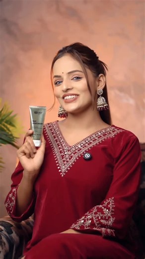 Pragya mishra on Instagram: "Silky-smooth skin starts here. Loving the lightweight feel of Record Silky Moisturizer❤️ #SkincareRoutine #DailySkincare #HydratedSkin #MoisturizedSkin #GlowingSkin SoftSkin HealthySkin SkincareEssentials"