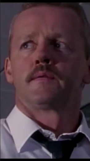 The Langoliers is a time-travel film based on the book by Stephen King. #cinema #cinemashorts