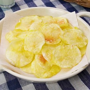 簡単！ 電子レンジで作るポテトチップスのレシピ動画・作り方 | デリッシュキッチン