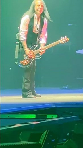 Al Pitrelli Solo🤘🎸Wizards in Winter Trans-Siberian Orchestra. 11-23-25. Moda Center