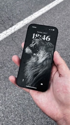 iTheme Design on Instagram: "Upgrade your phone’s look with our stylish wallpapers - because your screen deserves a makeover! #iphone15 #iphone15promax #iphonewallpaper #handy #wallpaperiphone #iphonetheme #hintergrundbilder #widget #widgets"