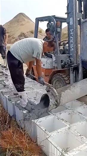 Concrete foundation construction for solar power generation